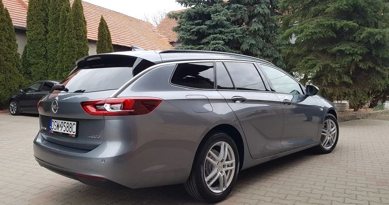 Opel Insignia cena 63900 przebieg: 149000, rok produkcji 2018 z Strzegom małe 742